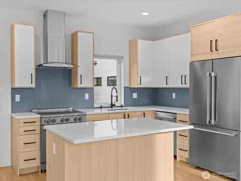 3239 61st Avenue SW Seattle WA 98116