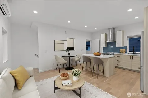 3239 61st Avenue SW Seattle WA 98116