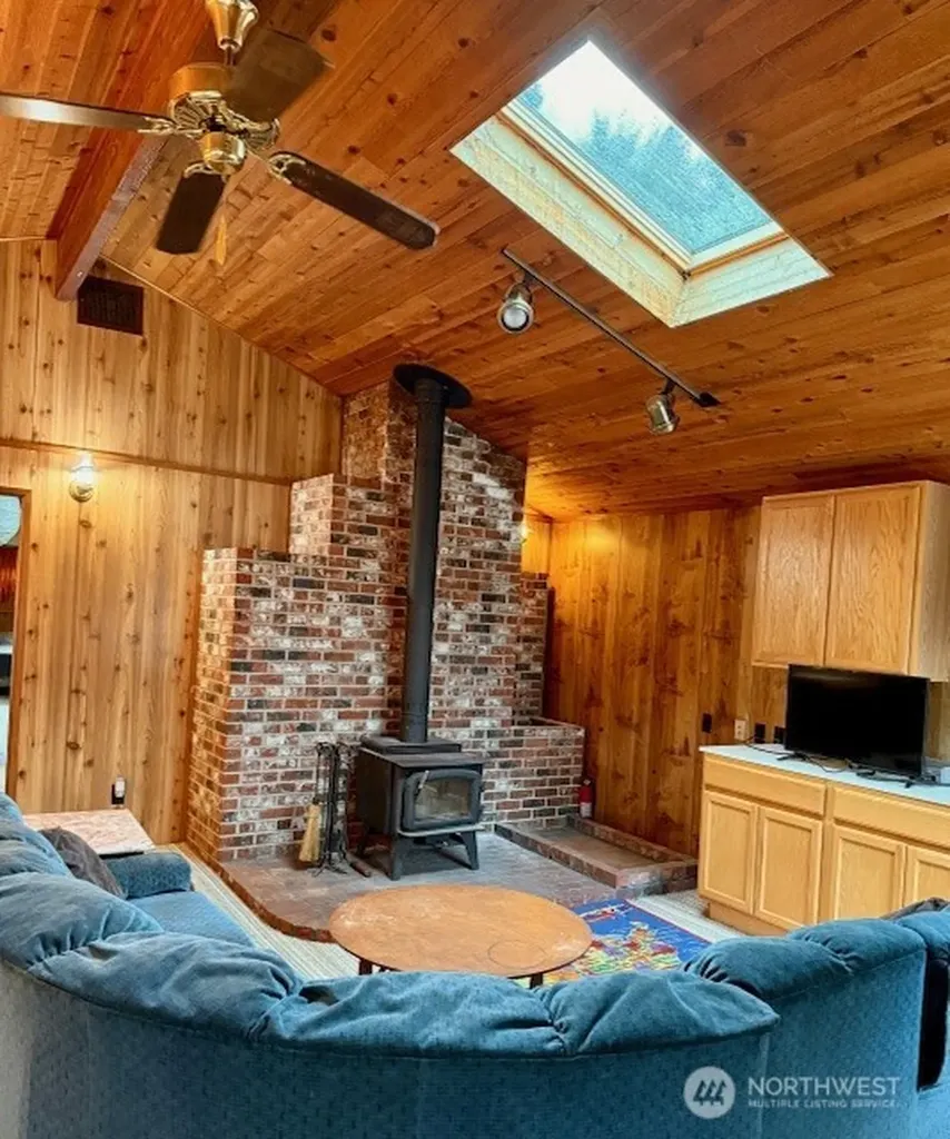 2002 200th Lane Ocean Park WA 98640