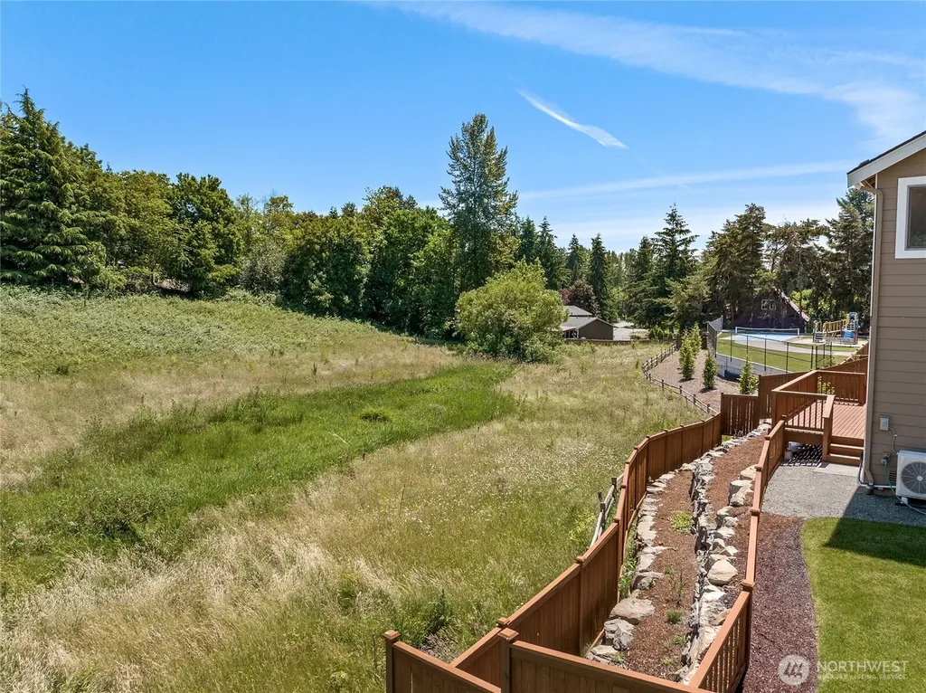 12506 SE 256th Place Kent WA 98030