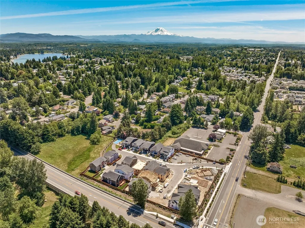 12506 SE 256th Place Kent WA 98030
