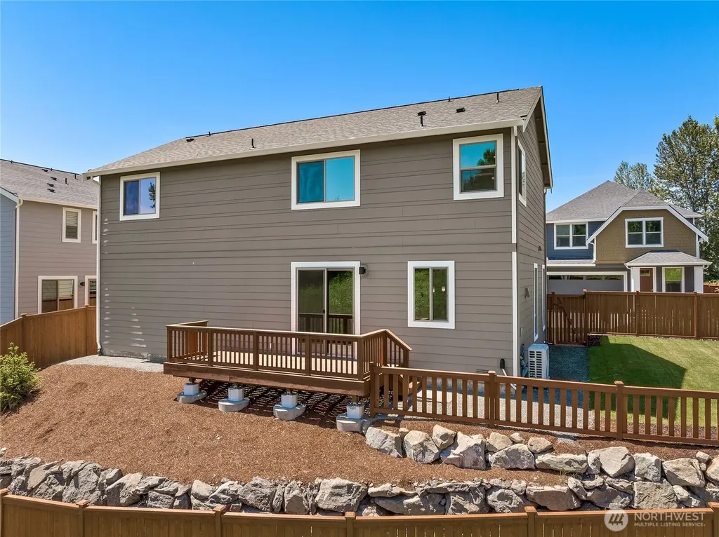 12506 SE 256th Place Kent WA 98030
