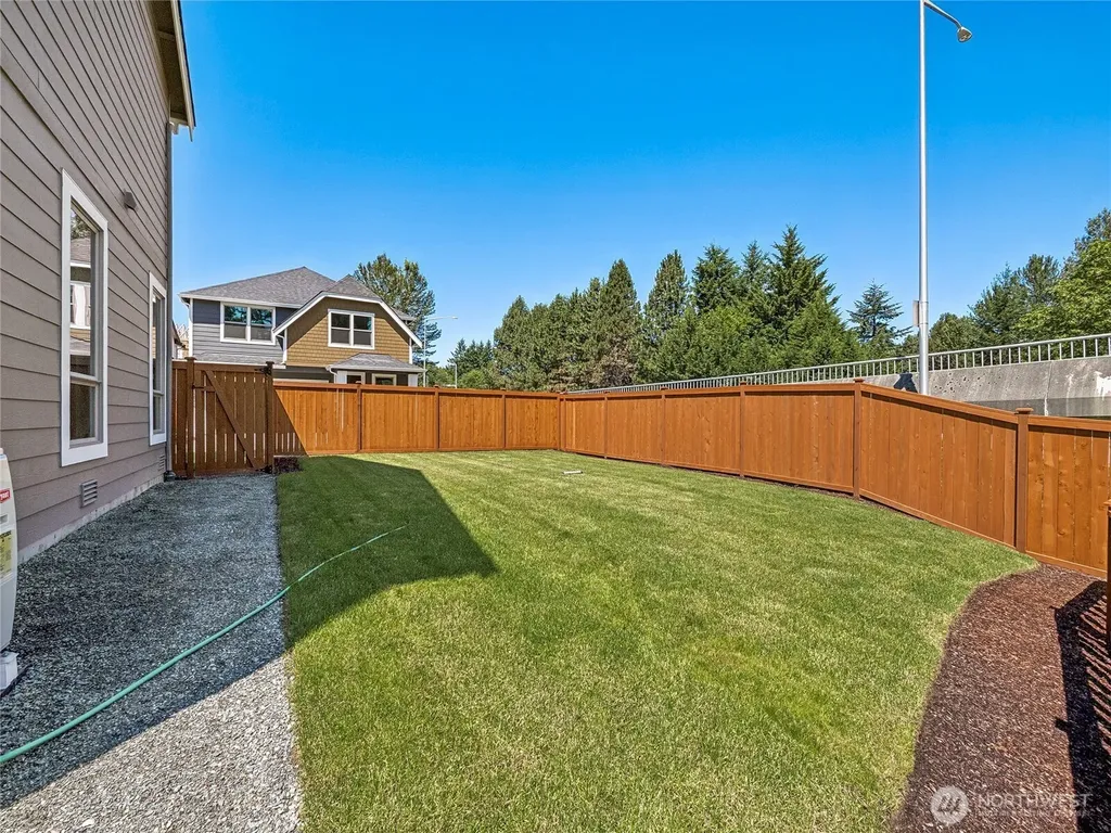 12506 SE 256th Place Kent WA 98030