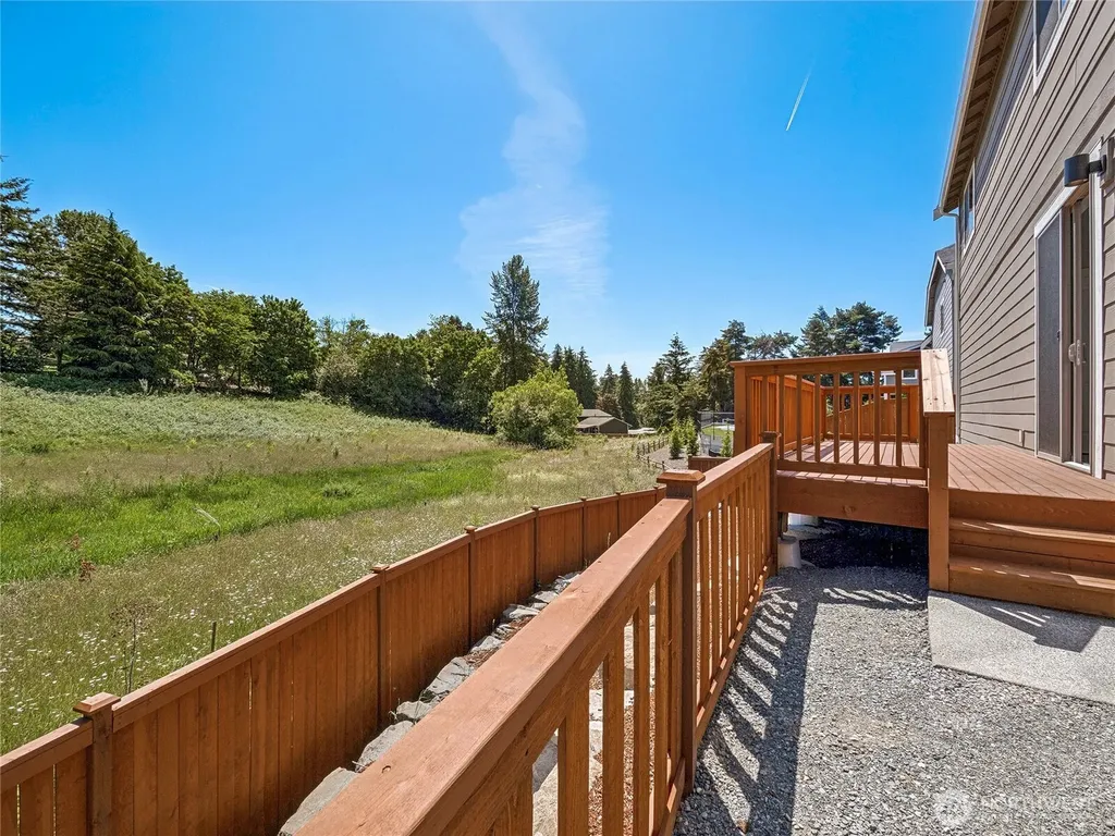 12506 SE 256th Place Kent WA 98030