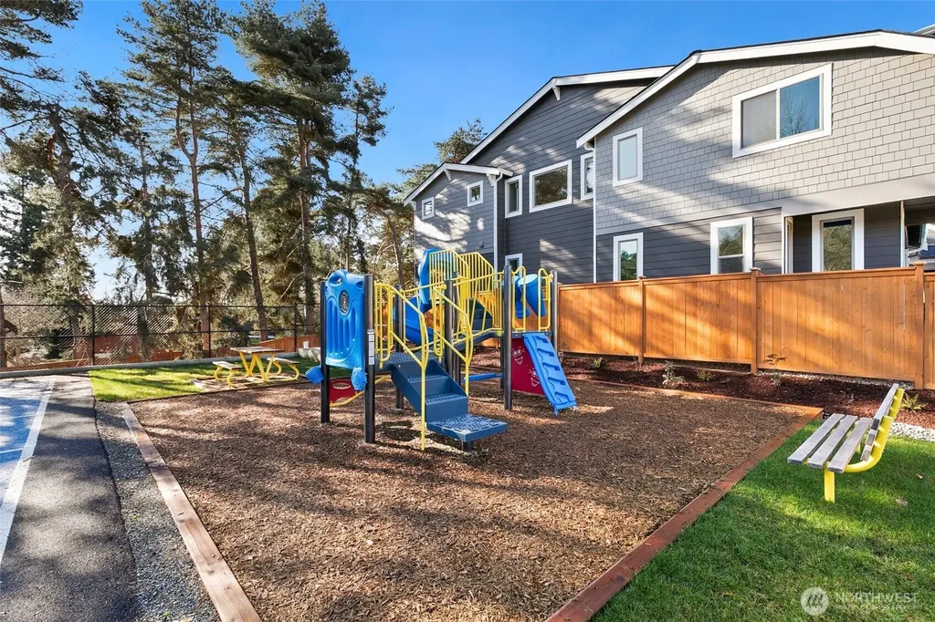 12506 SE 256th Place Kent WA 98030