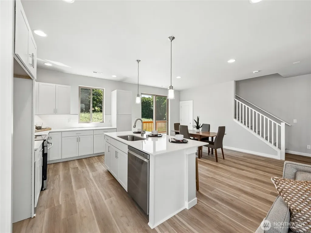 12506 SE 256th Place Kent WA 98030