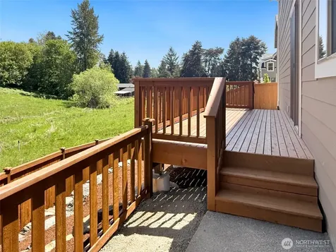 12506 SE 256th Place Kent WA 98030
