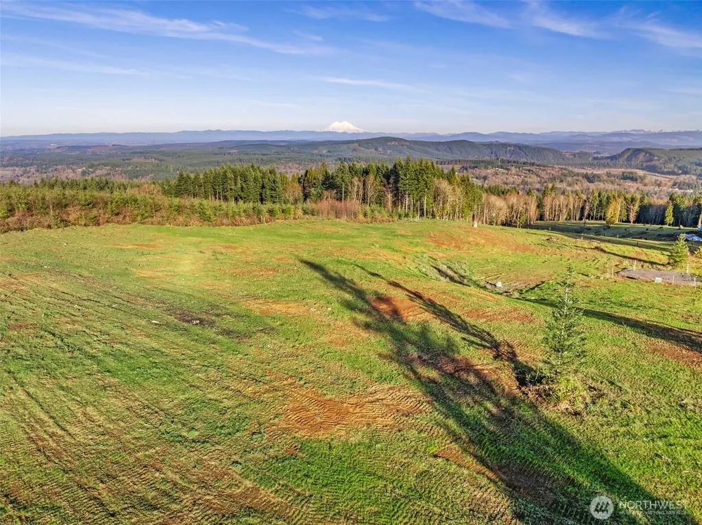 212 Suncrest Drive Castle Rock WA 98611