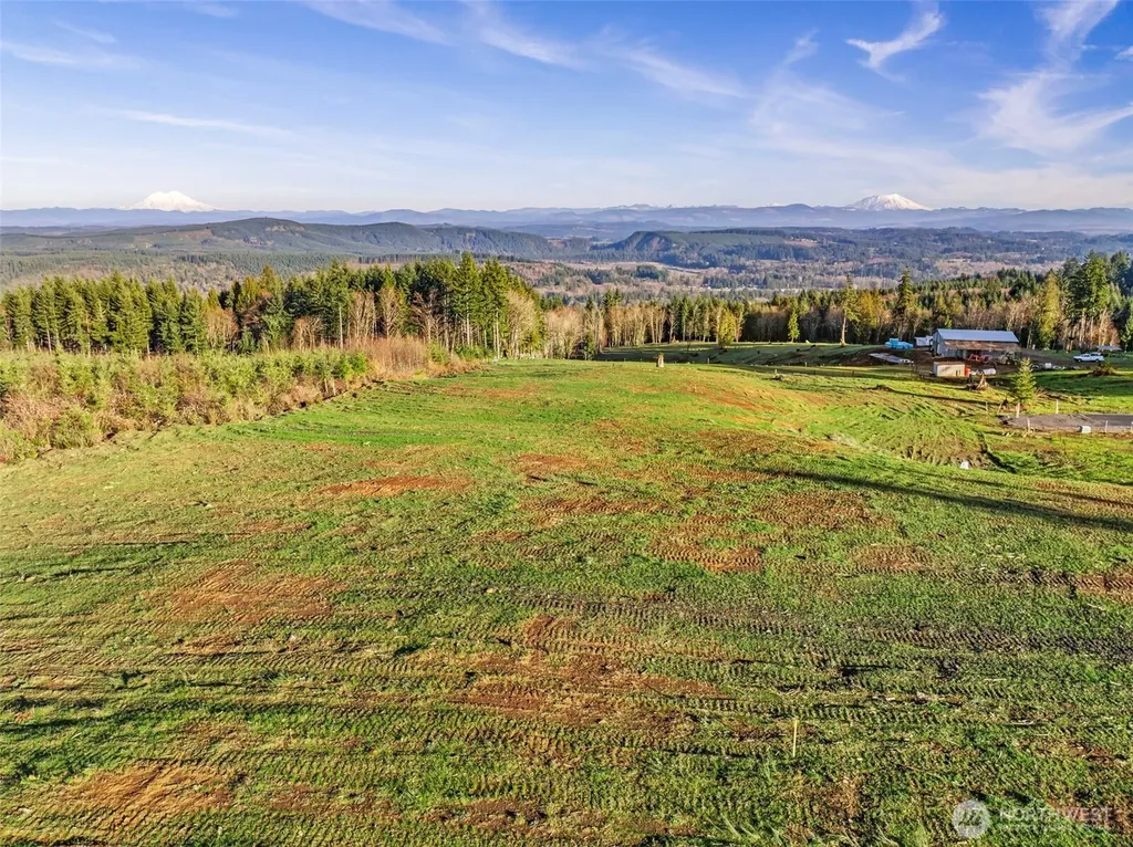 212 Suncrest Drive Castle Rock WA 98611