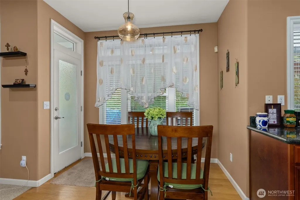 9245 SE Piperhill Drive Olympia WA 98513