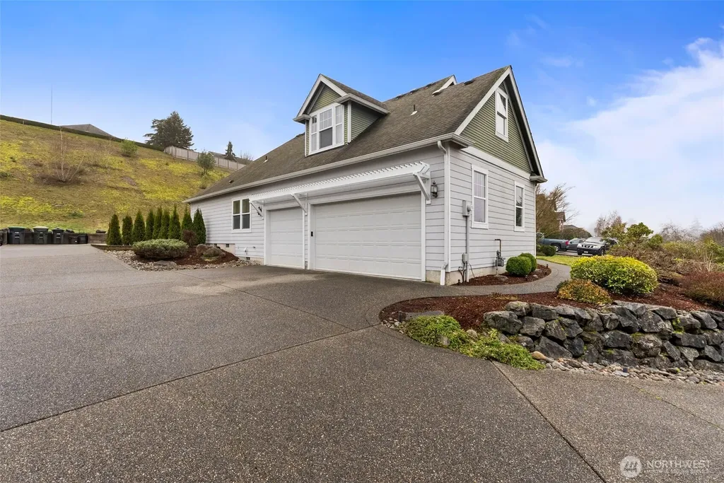9245 SE Piperhill Drive Olympia WA 98513