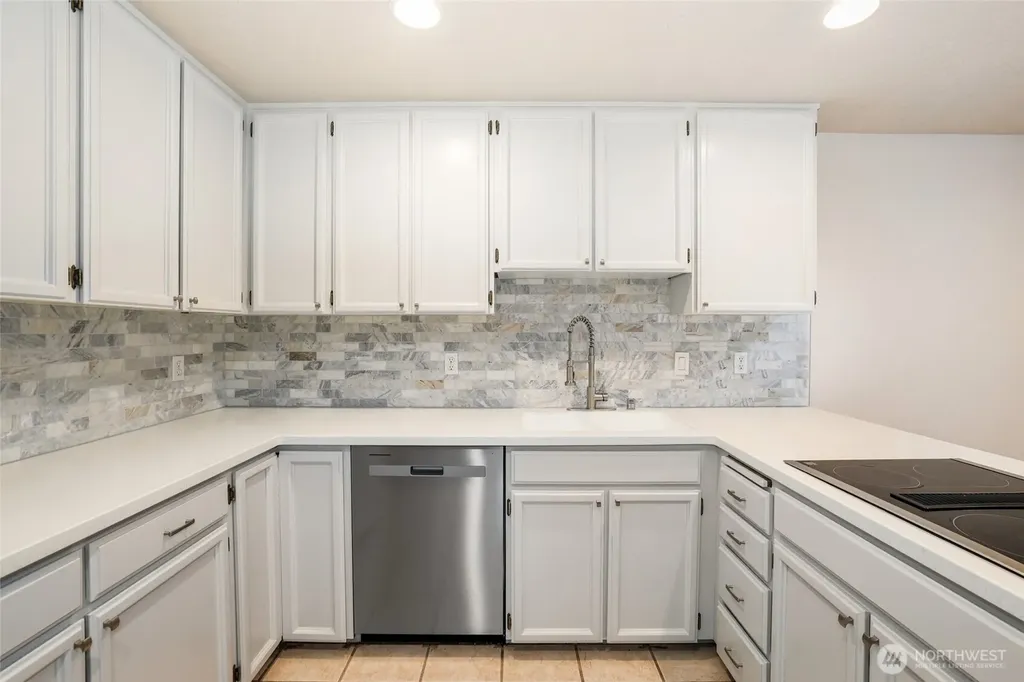 2940 Kennewick Place NE Renton WA 98056