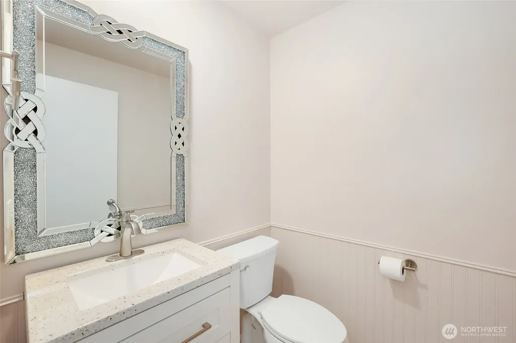 2940 Kennewick Place NE Renton WA 98056