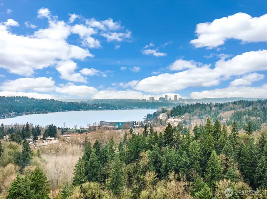 2940 Kennewick Place NE Renton WA 98056
