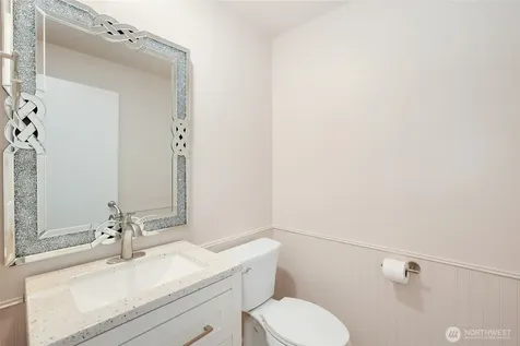 2940 Kennewick Place NE Renton WA 98056