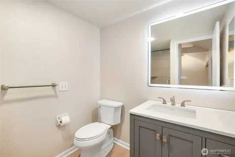 2940 Kennewick Place NE Renton WA 98056