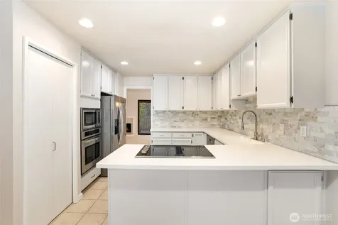 2940 Kennewick Place NE Renton WA 98056