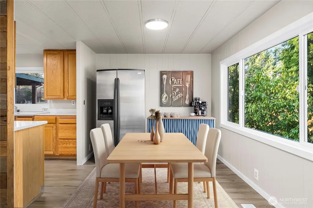 733 Tipsoo Loop S Rainier WA 98576
