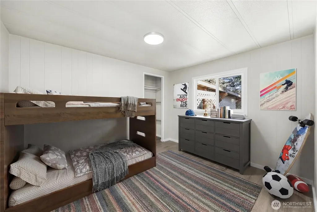733 Tipsoo Loop S Rainier WA 98576