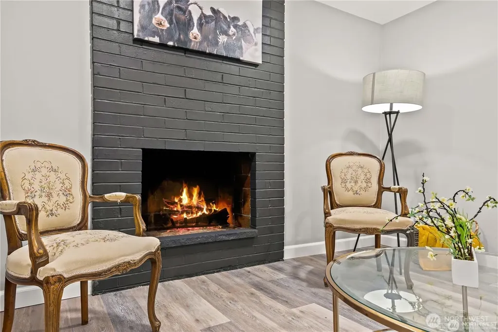 842 S 143rd Place Burien WA 98168