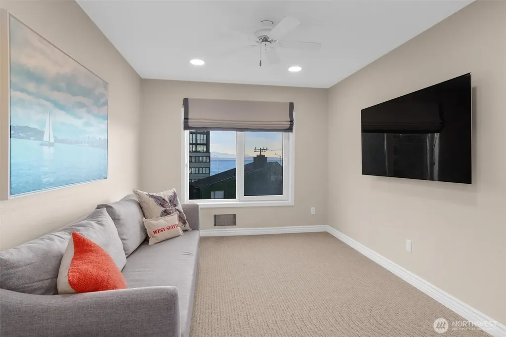 1005 Harbor Avenue SW Seattle WA 98116