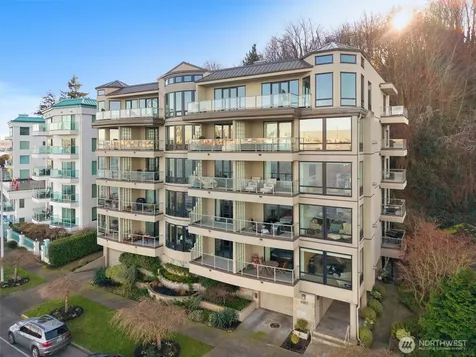 1005 Harbor Avenue SW Seattle WA 98116