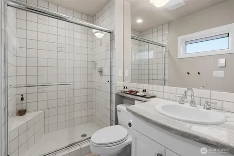 1005 Harbor Avenue SW Seattle WA 98116