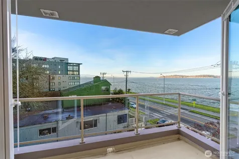 1005 Harbor Avenue SW Seattle WA 98116