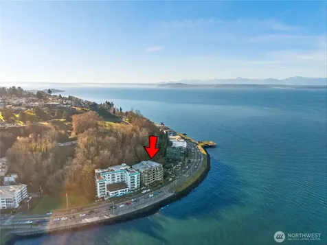 1005 Harbor Avenue SW Seattle WA 98116