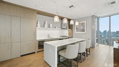 121 Stewart Street Seattle WA 98101