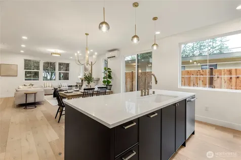 11607 NE 112th Street Kirkland WA 98033