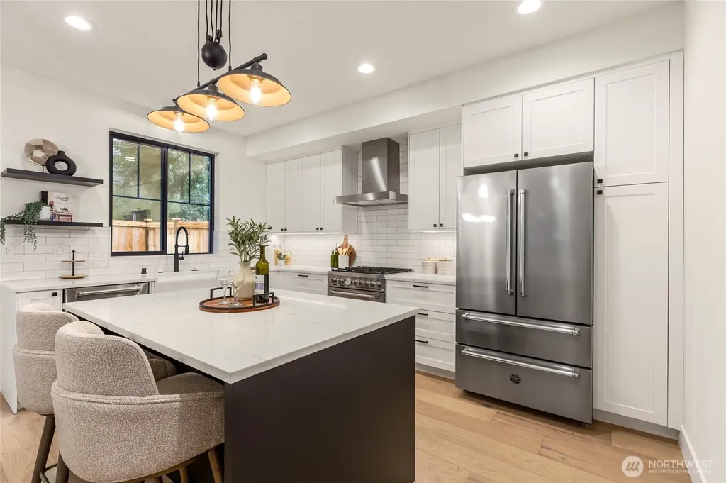 11128 116th Avenue NE Kirkland WA 98033