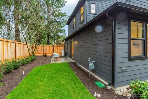 11128 116th Avenue NE Kirkland WA 98033