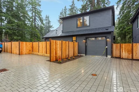 11128 116th Avenue NE Kirkland WA 98033
