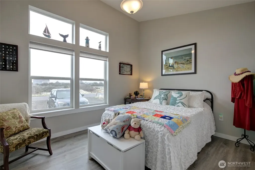 1436 Sand Pebble Avenue SW Ocean Shores WA 98569