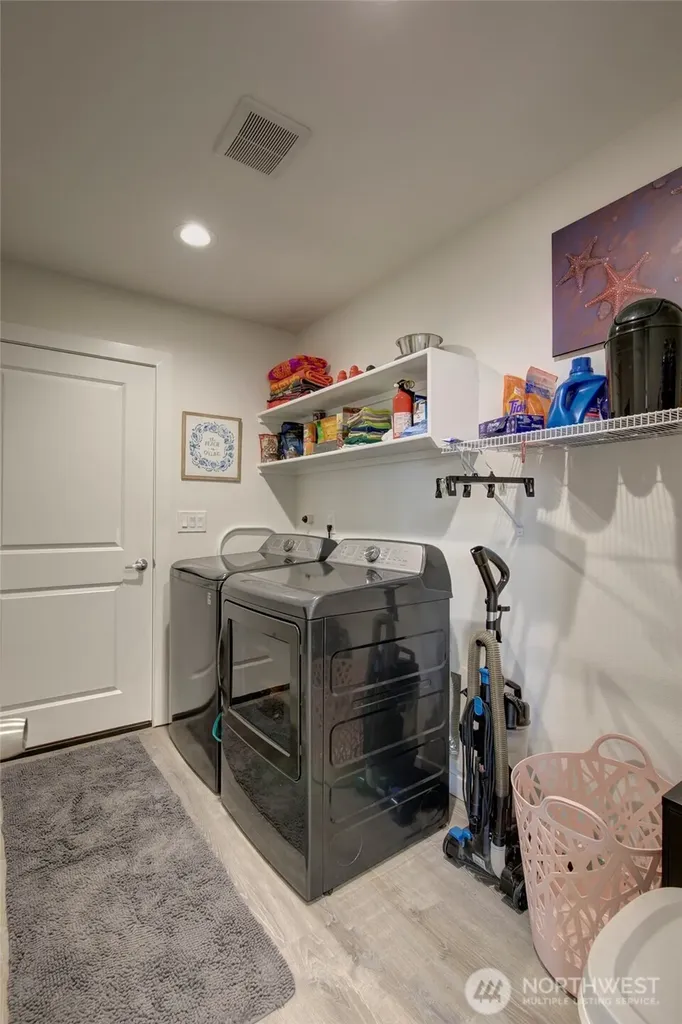 1436 Sand Pebble Avenue SW Ocean Shores WA 98569