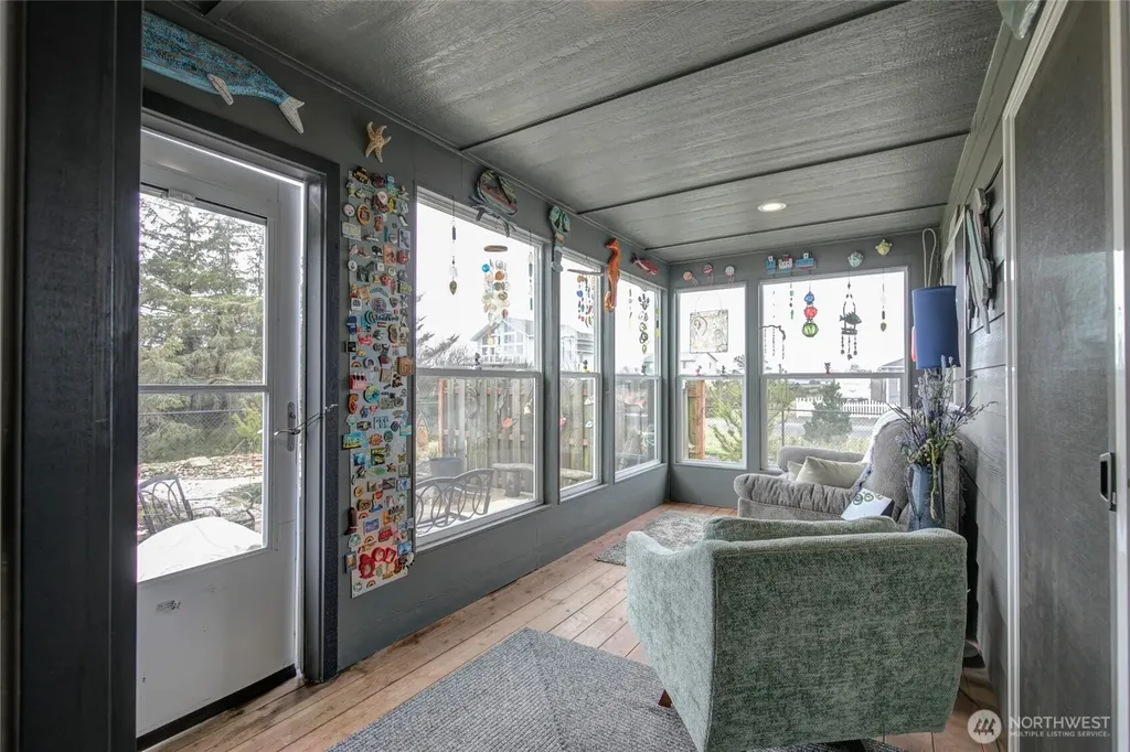1436 Sand Pebble Avenue SW Ocean Shores WA 98569