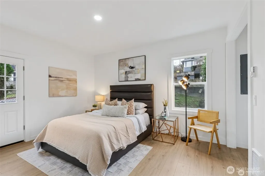 4002 Courtland Place S Seattle WA 98118