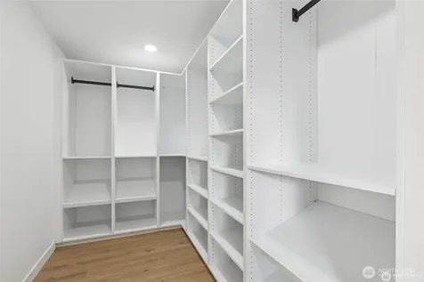 4002 Courtland Place S Seattle WA 98118