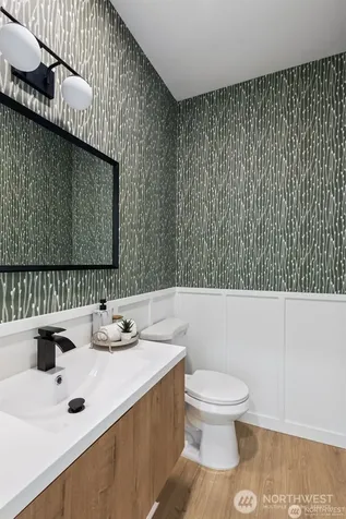4002 Courtland Place S Seattle WA 98118