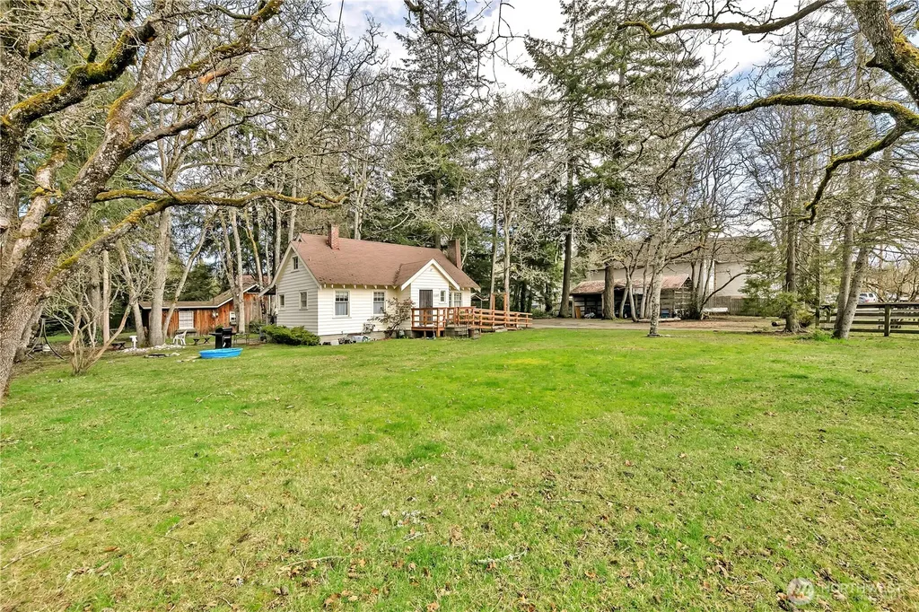 8409 Washington Boulevard SW Lakewood WA 98498
