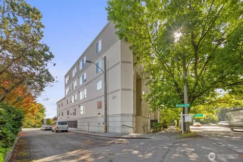 559 Mcgraw Street Seattle WA 98109