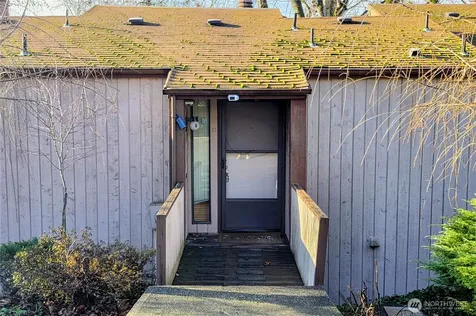 12421 74th Lane Seattle WA 98178