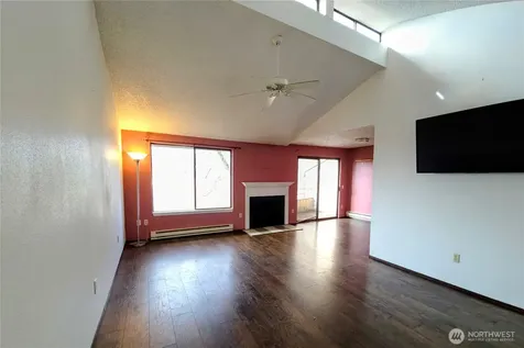 12421 74th Lane Seattle WA 98178