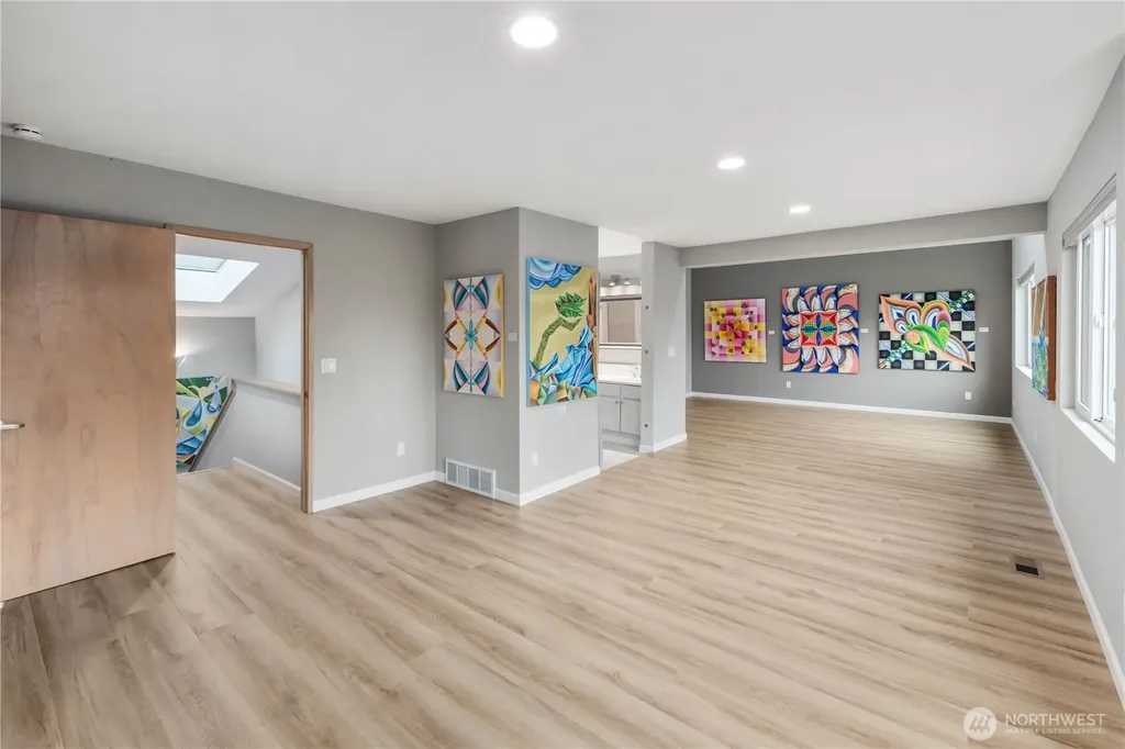 6021 158th Place NE Redmond WA 98052