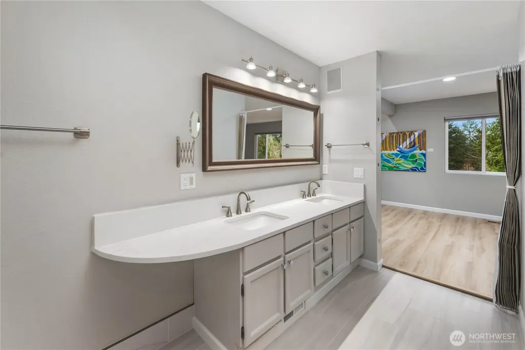 6021 158th Place NE Redmond WA 98052