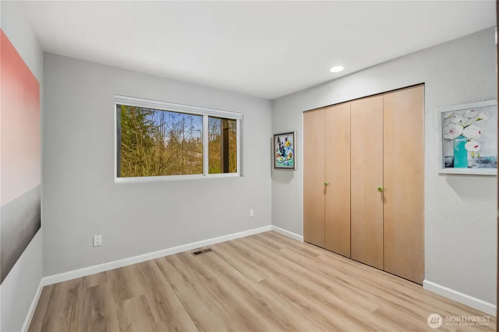 6021 158th Place NE Redmond WA 98052