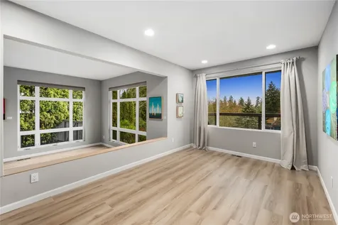 6021 158th Place NE Redmond WA 98052