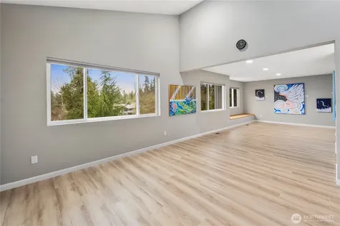 6021 158th Place NE Redmond WA 98052