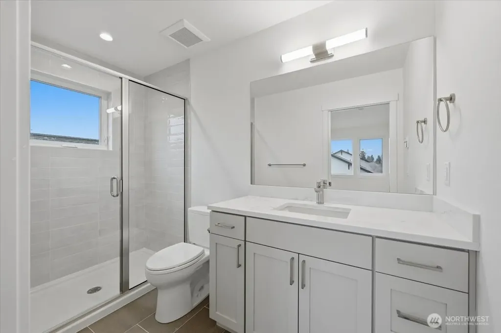 7320 11th Avenue NE Seattle WA 98115